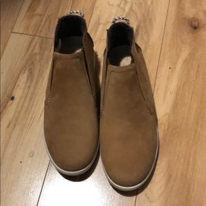 Olukai leather booties. Worn once size 5 brand new